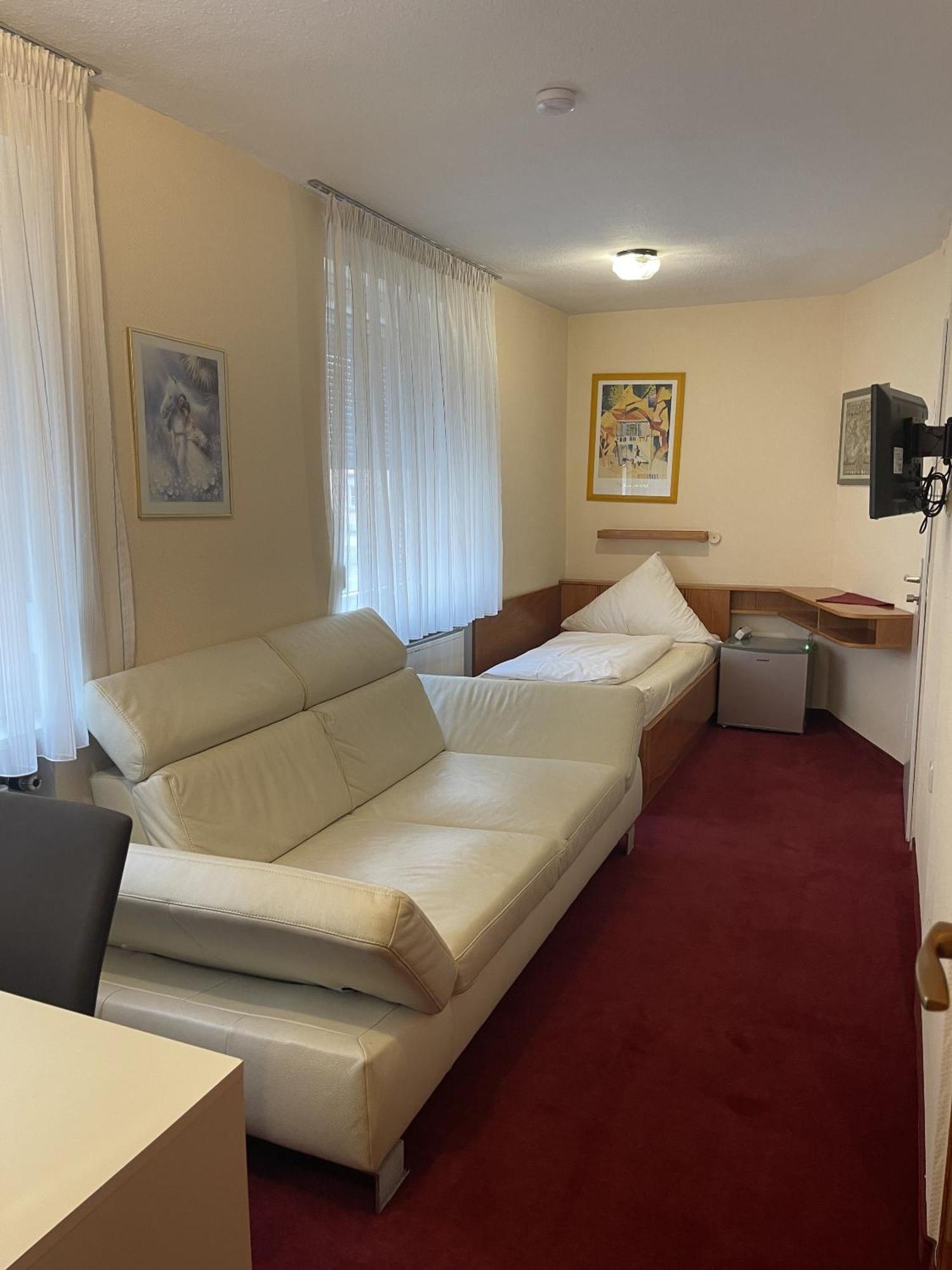 Hotel Koenig Humbert Erlangen Zewnętrze zdjęcie